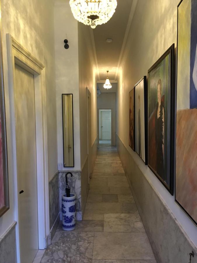 Kangaroom Amsterdam Bagian luar foto